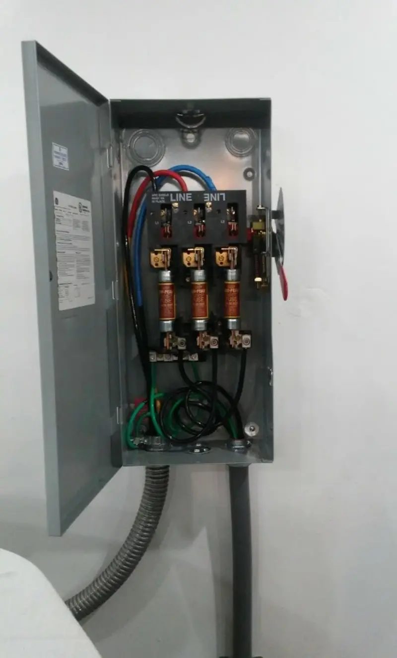 Three-phase disconnect switch installed for Electrical Wiring & Rewiring in San Castle